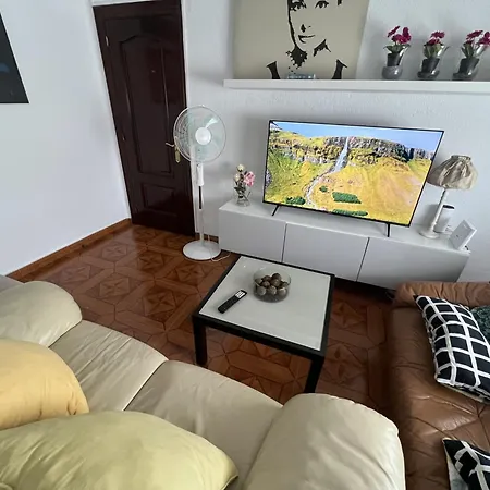 Conide, El Mirador Apartment