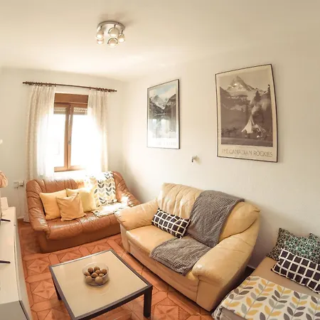 Conide, El Mirador Apartment *